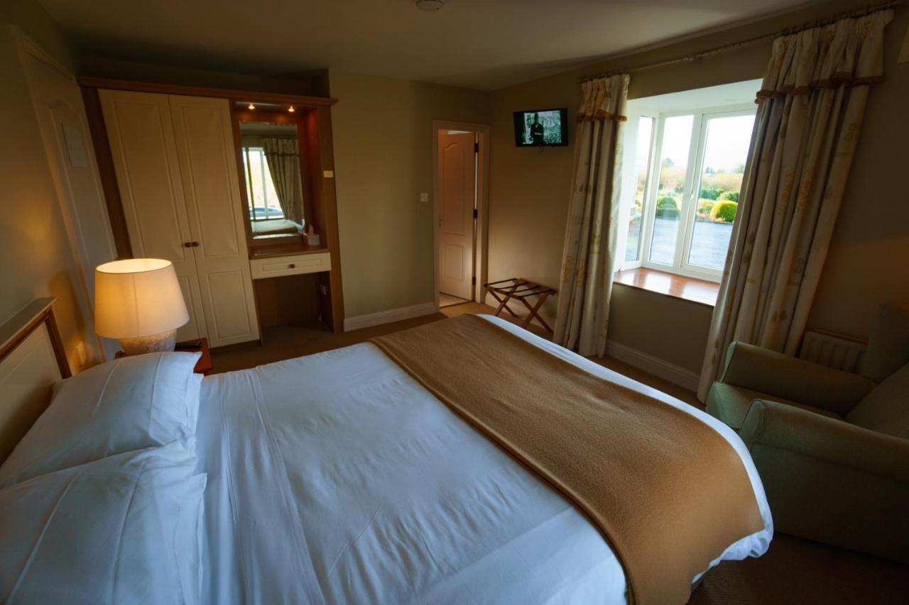 Park Lodge Accommodation Abbeyfeale Bagian luar foto